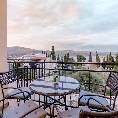 Apartments Villa Kameja Donji Okrug  외부 사진