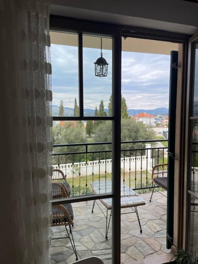Apartments Villa Kameja Donji Okrug  외부 사진