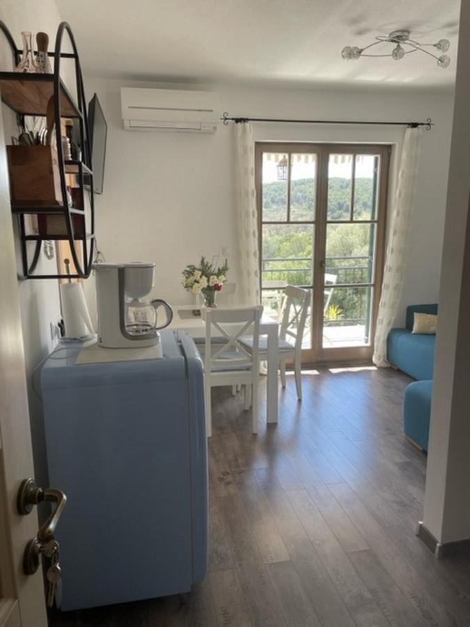 Apartments Villa Kameja Donji Okrug  외부 사진