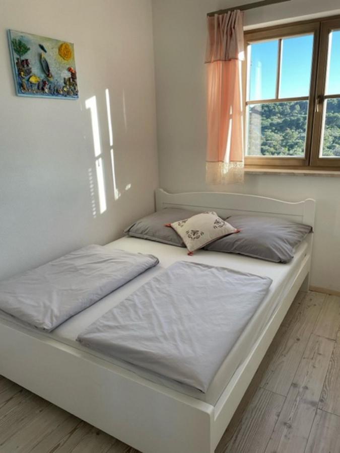 Apartments Villa Kameja Donji Okrug  외부 사진
